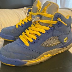 Jordan 5 Laney JSP size 4